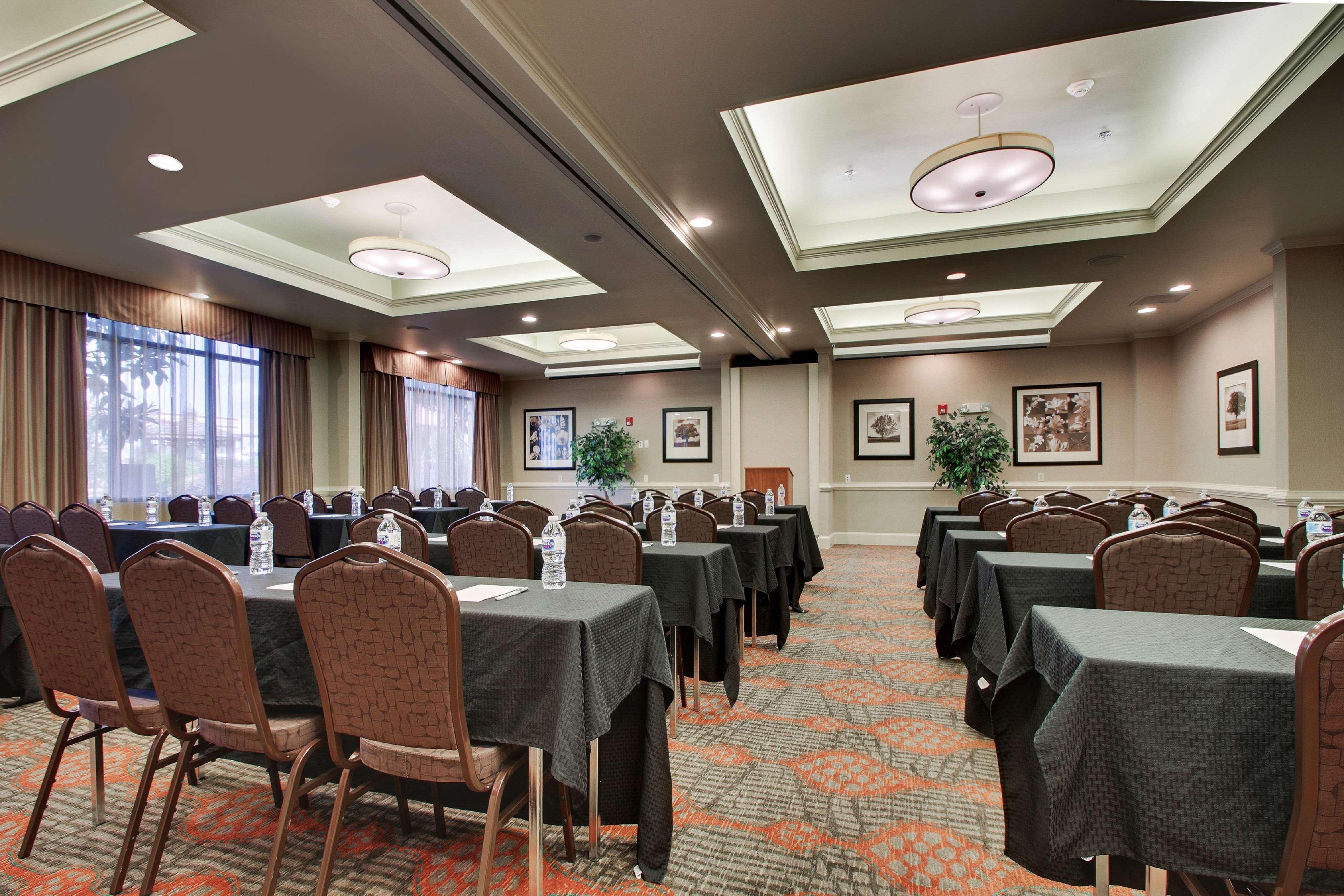 Hampton Hotel