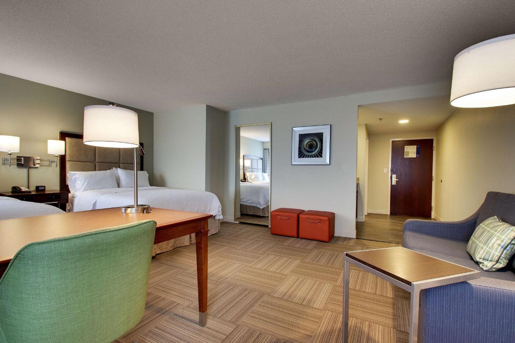 Hotel Hampton