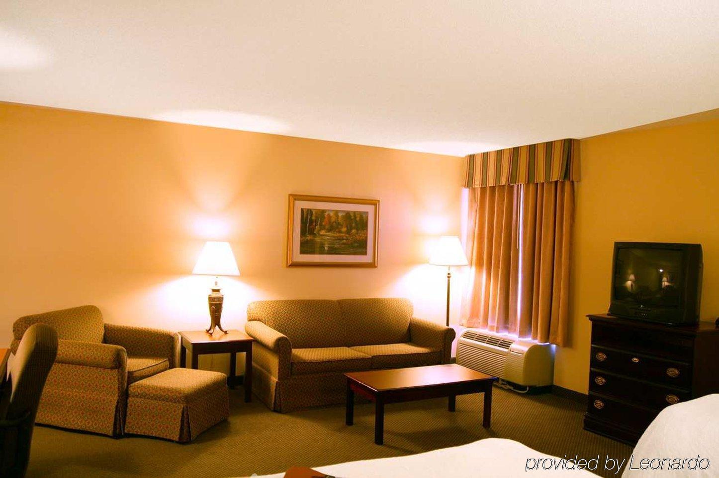 Hampton Hotel Warner Robins